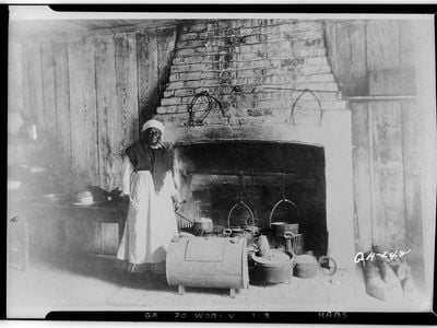 A plantation kitchen in Georgia in 1880.