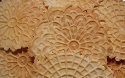 A plate of pizzelle