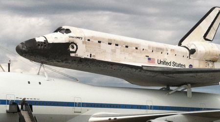 The Space Shuttle Discovery arrives at Dulles International Airport