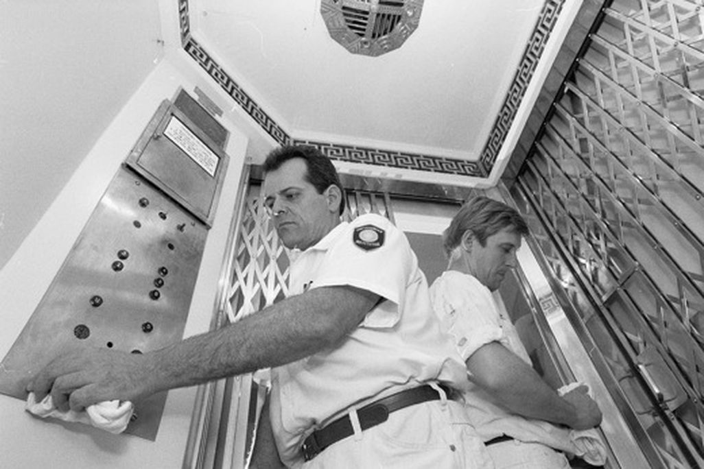 20110520110604elevator.jpg