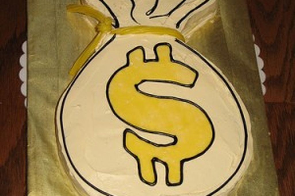 20110520090125money-cake_Heartlover1717_4070491913_89712ba2ec-300x400.jpg