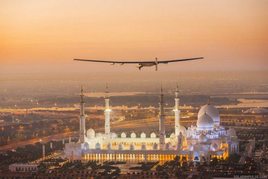 2015_02_26_Solar_Impulse_2_RTW_First_Test_Flight_AbuDhabi_Stefatou__04.jpg