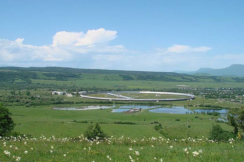 radio telescope