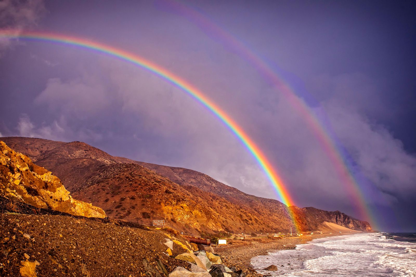 Rainbows Don t Include Purple Light So Why Do They Sometimes Seem To Rainbows Don t Include Purple Light So Why Do They Sometimes Seem To