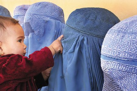 Women in Kabul, by Farzana Wahidy, 2004-7.
