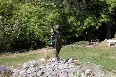 The five-foot-tall bronze statue was installed in Peace Park in the &#39;90s.