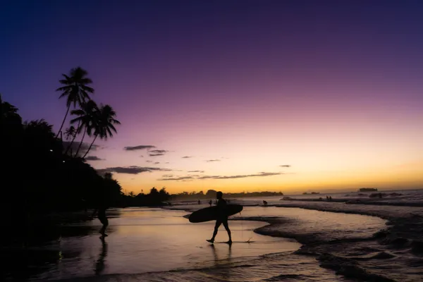 Surf à Tahiti, une pratique fédératrice (2) thumbnail