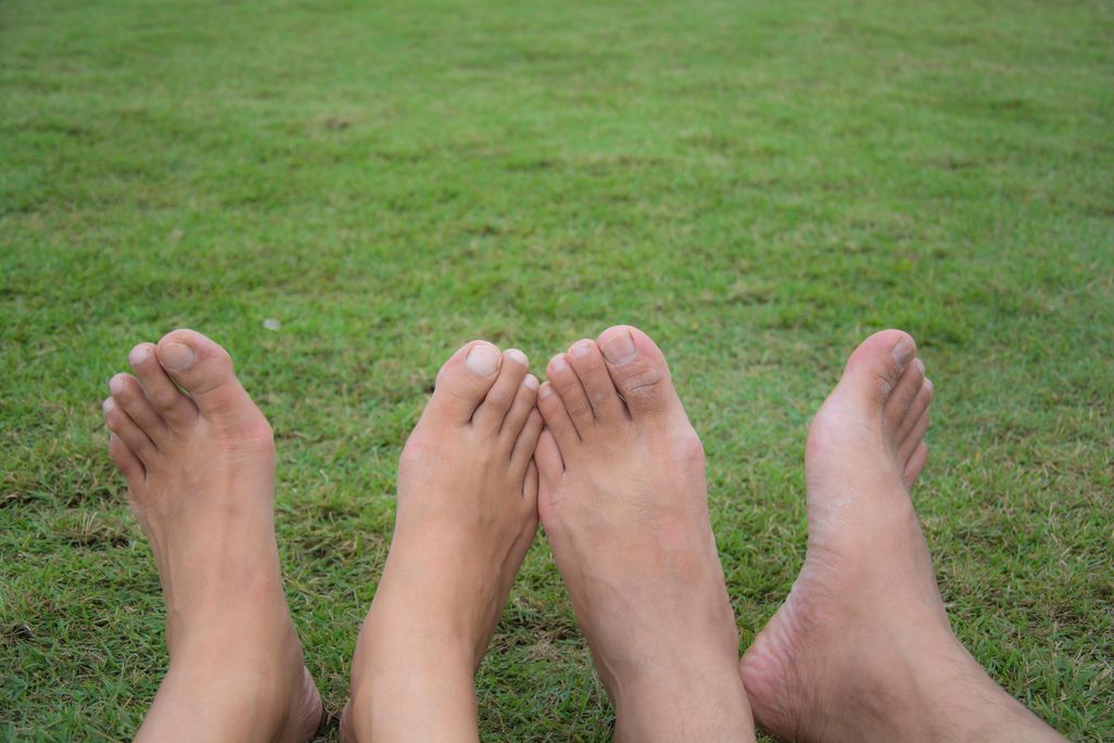 toes