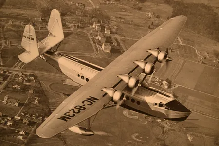 The Sikorsky S-42 incorporated many innovations, based on input from Charles Lindbergh.