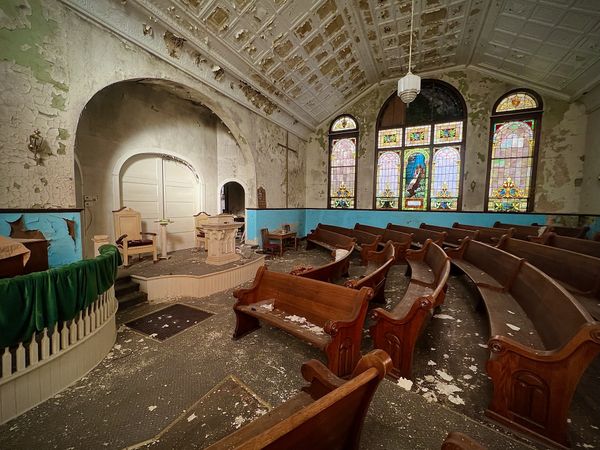 Historic Pulpit: Mount Zion's Enduring Legacy thumbnail