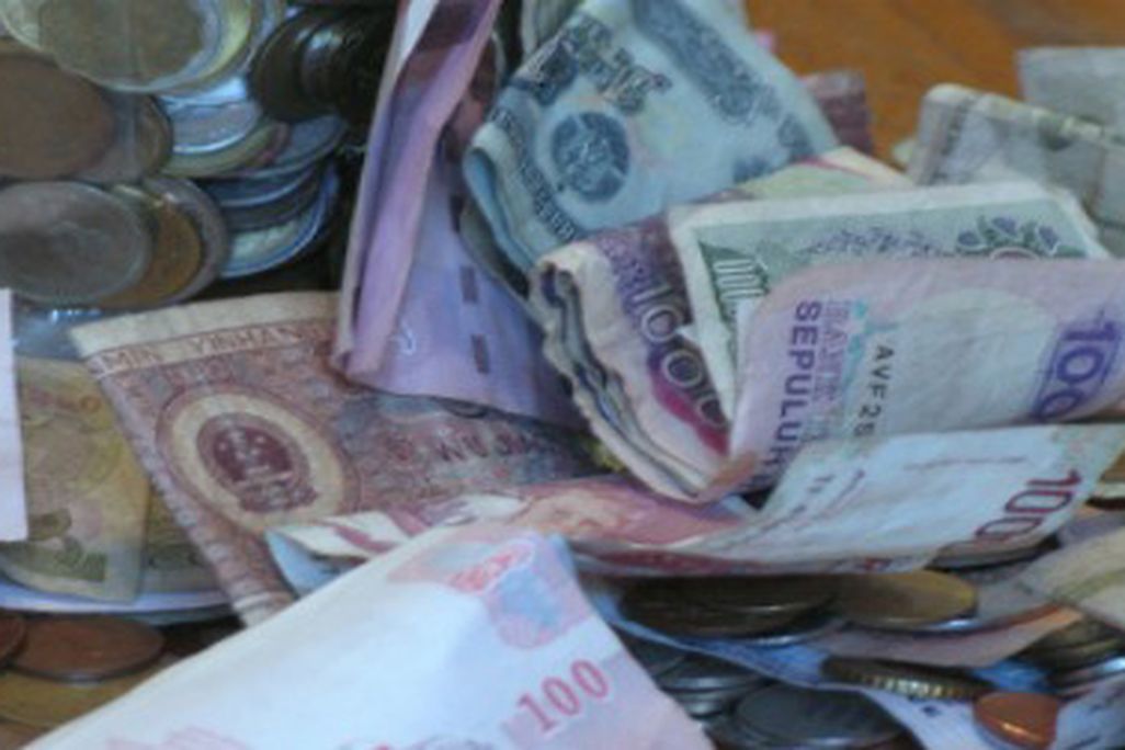 What to do with leftover foreign currency