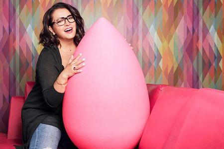 Rea Ann Silva with an oversized version of the Beautyblender sponge