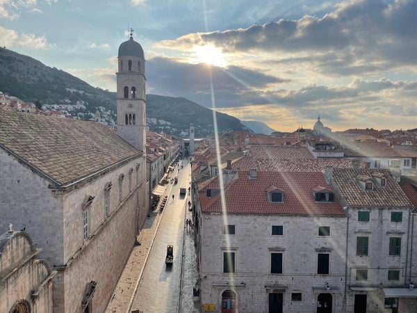 Morning in Dubrovnik thumbnail