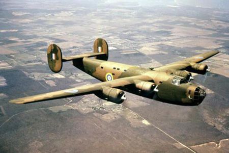 The LB-30’s black underside made it extremely visible to U-boat lookouts. 