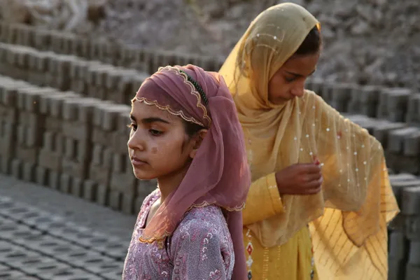 Brick girls thumbnail