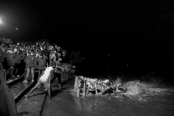 Durga Puja Idol Immesion thumbnail