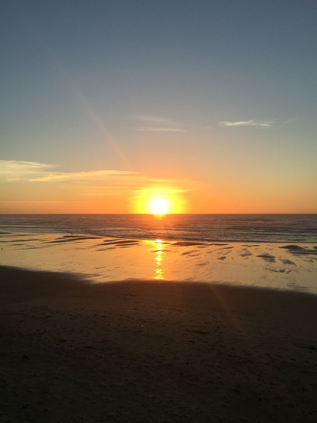 Sunset in Lincoln City Oregon | Smithsonian Photo Contest | Smithsonian ...