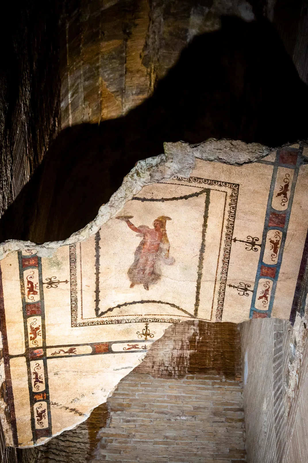  A frescoed gallery at the Domus Aurea