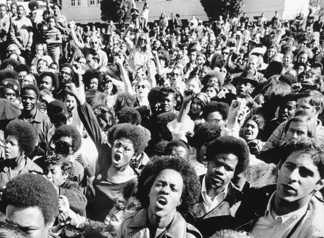 Huey Newton supporters outside an Oakland Courthoue