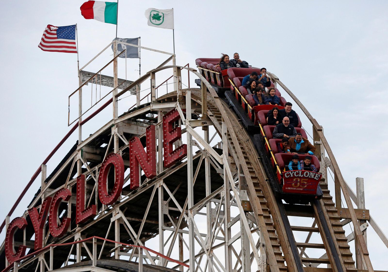 First roller coaster in America opens, June 16, 1884