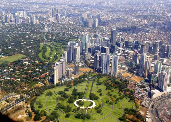 Manila American Cemetery and Memorial from the air thumbnail