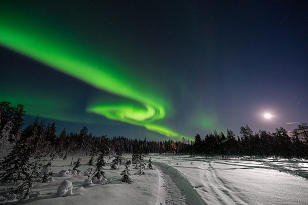 Northern Lights Over Finland thumbnail