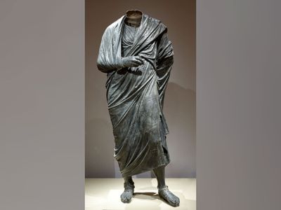 Some argue that the statue depicts an unnamed philosopher, rather than Marcus Aurelius.