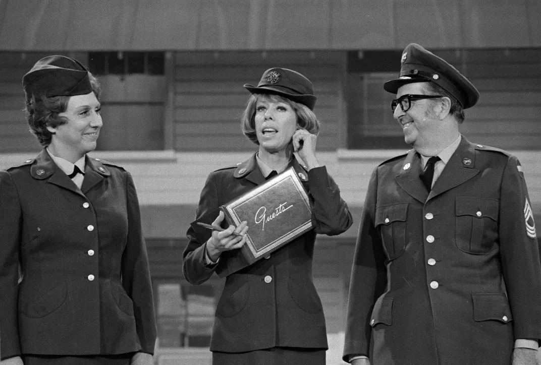 Carol Burnett, Jean Stapleton and Phil Silvers, 1975