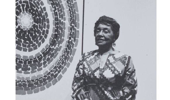 Photograph of Alma Thomas at Whitney Museum of American Art exhibition opening (detail), 1972 / unidentified photographer. Alma Thomas papers, circa 1894-2001. Archives of American Art, Smithsonian Institution.