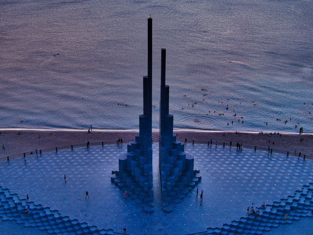 Nghinh Phong (Wind-Welcoming) Tower Square | Smithsonian Photo Contest ...