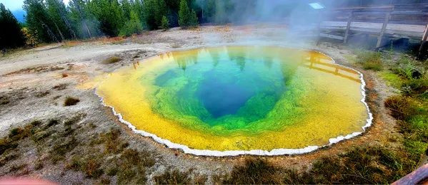 Morning glory pool thumbnail