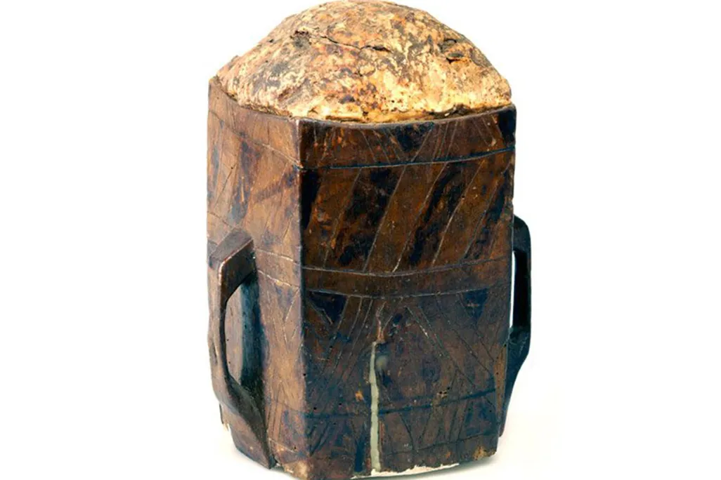 Bog Butter, Nom Nom