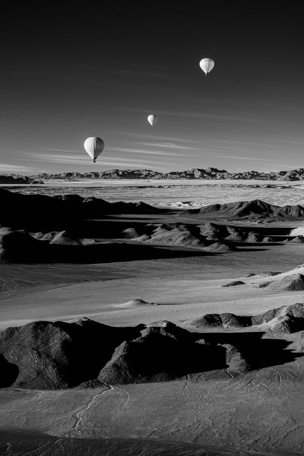 Gliding Over the Land of Dunes thumbnail