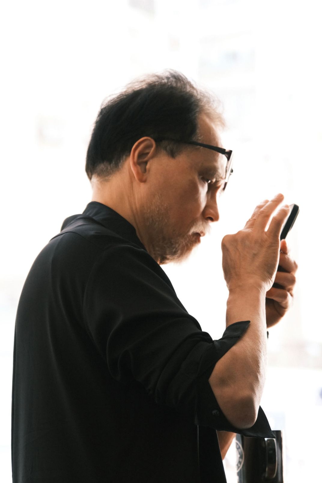 how to use the mobile phone | Smithsonian Photo Contest | Smithsonian ...