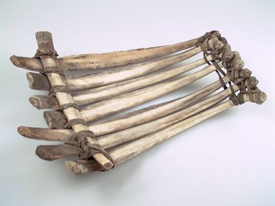 A late-19th-century sled fashioned from eight buffalo ribs—as simple, utilitarian and elegant as a Shaker chair—was made by members of South Dakota’s Lakota Sioux tribe.

