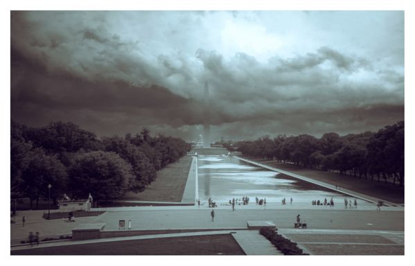 Thunderstorm in the National Mall thumbnail