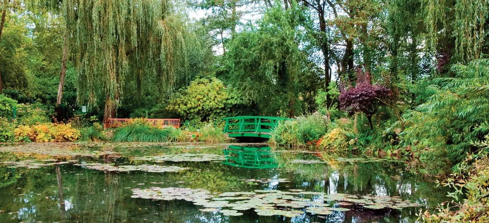  Japanese bridge in Monet’s Garden at Giverny 