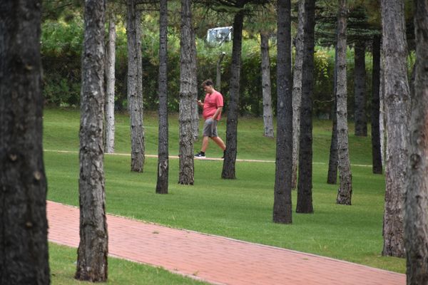 A man walking thumbnail