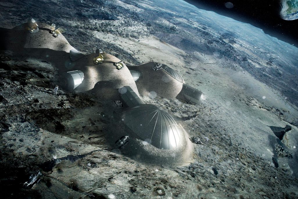 Multi-dome_base_being_constructed.jpg