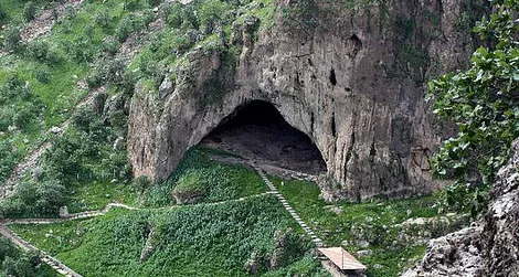 The entrance to Shanidar Cave in northern Iraq