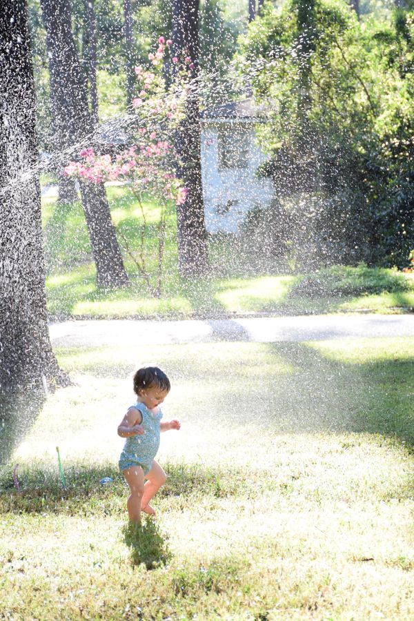 Summer Sprinkler Fun thumbnail