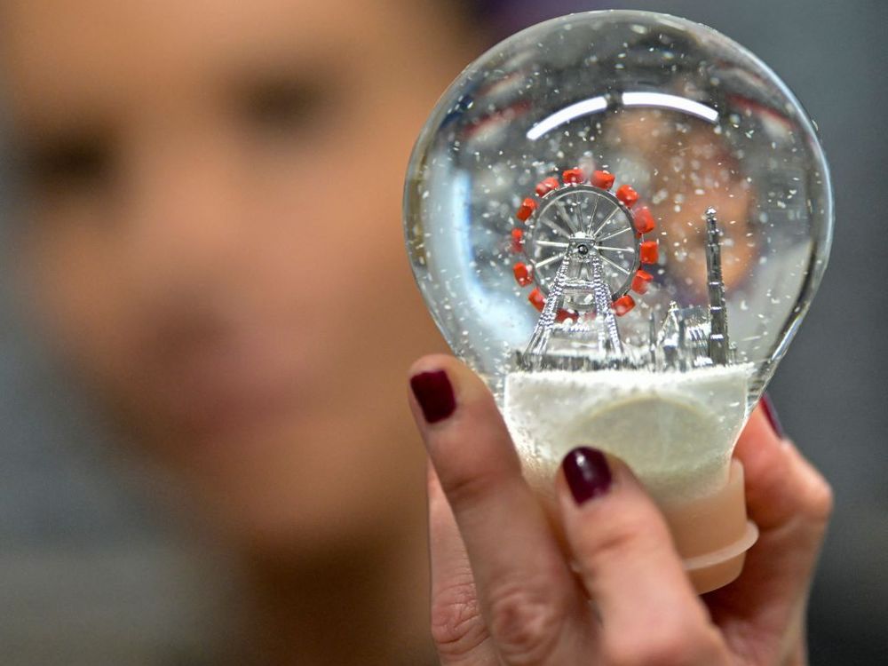 snow globe from Original Vienna Snow Globe Factory