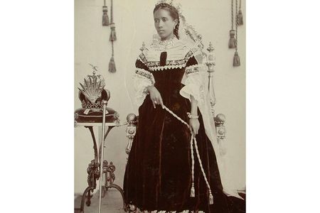 Ranavalona III succeeded her great-aunt, Ranavalona II, in 1883.
