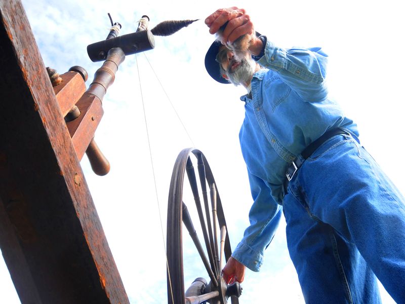 Wool Spinner Smithsonian Photo Contest Smithsonian Magazine