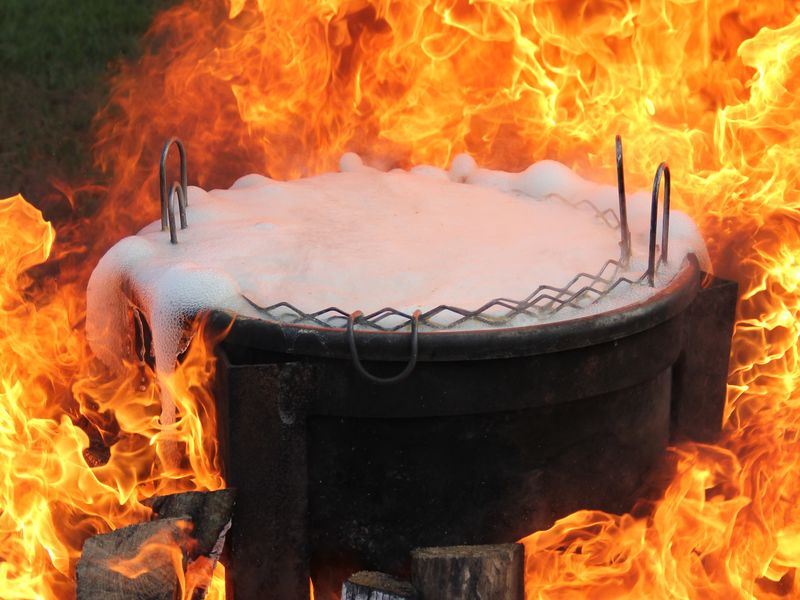 Traditional Door County, Wisconsin Fish Boil | Smithsonian Photo ...