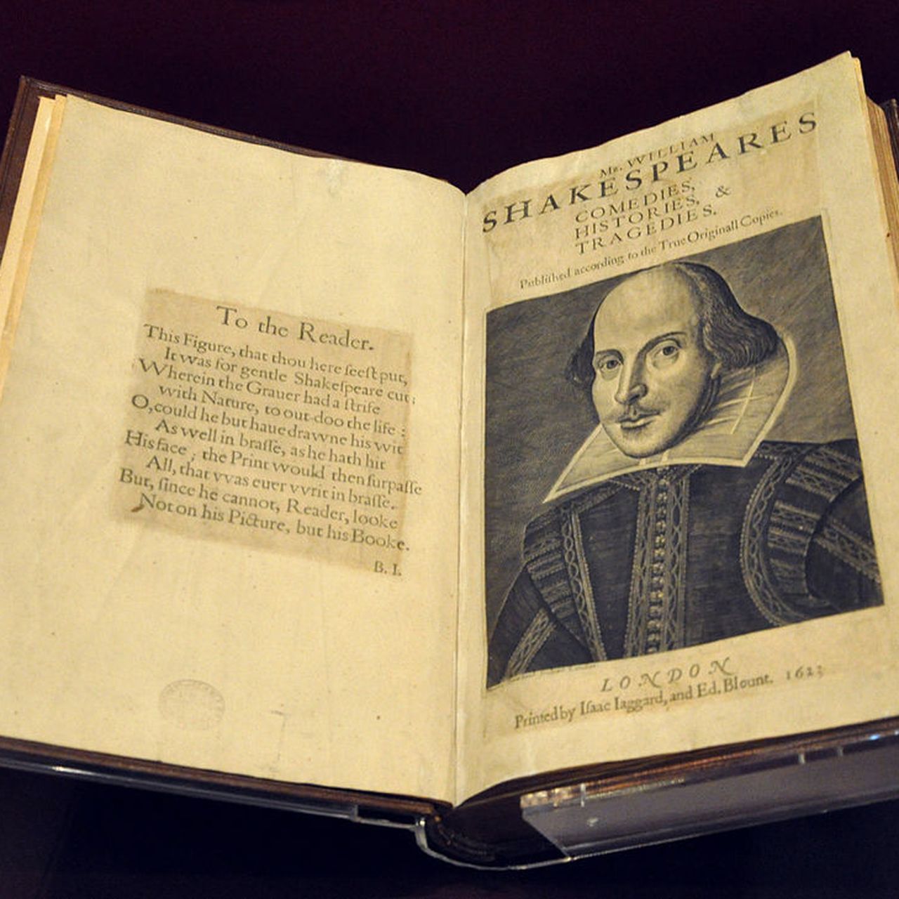 洋書 THE FIRST FOLIO OF SHAKESPEARE 1024px-first_folio_va.jpg