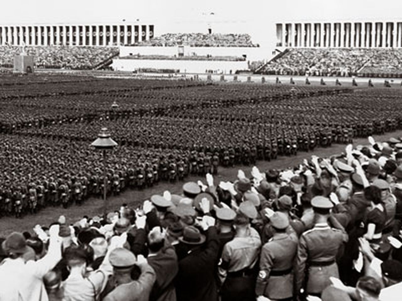 Revisiting The Rise and Fall of the Third Reich