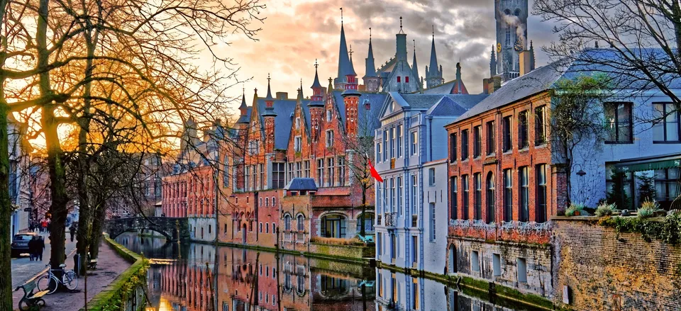  Evocative canal in Bruges 