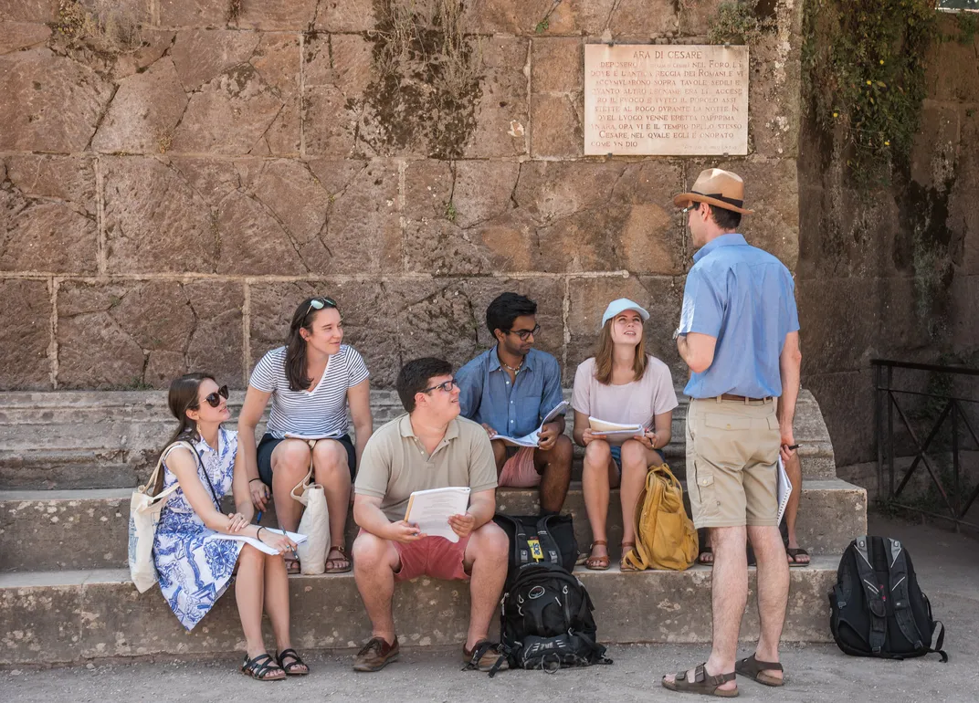 A Living Latin in Rome session at the Roman Forum and Palatine Hill