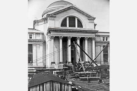 The National Museum of Natural History, opened in 1910, is the largest museum on the National Mall.